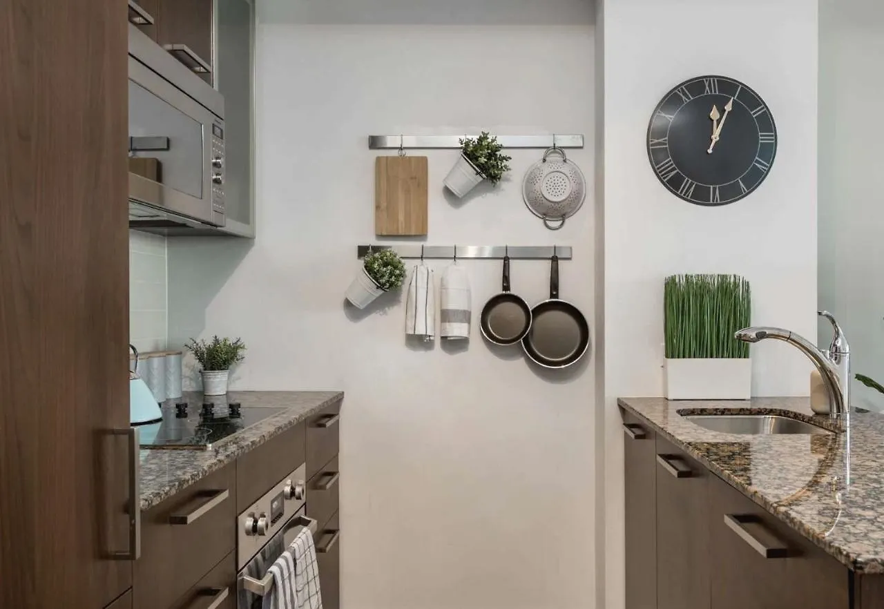 Downtown Toronto Condo Near Cn Tower Apartment